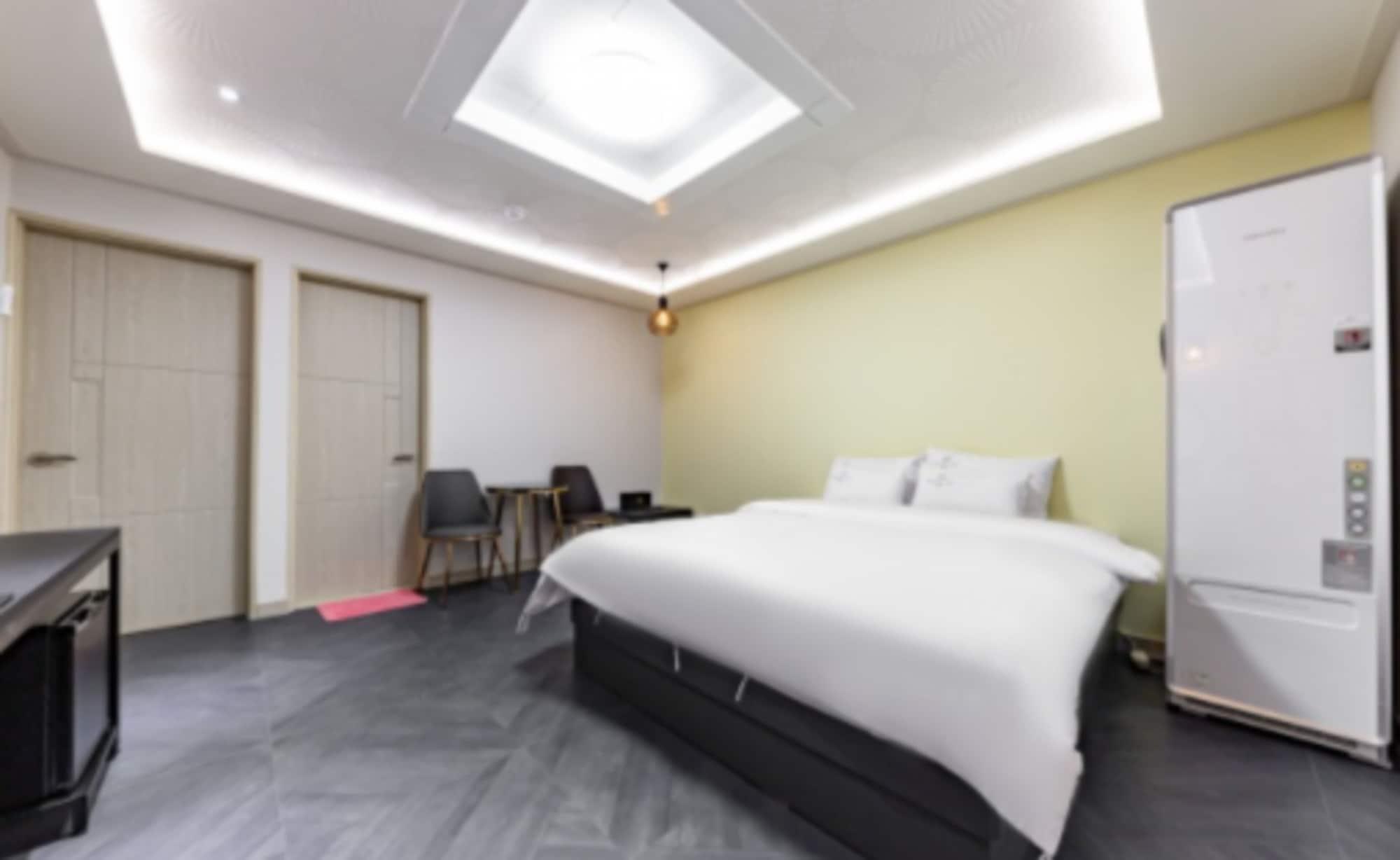 Vip Hotel Mokpo Exterior photo