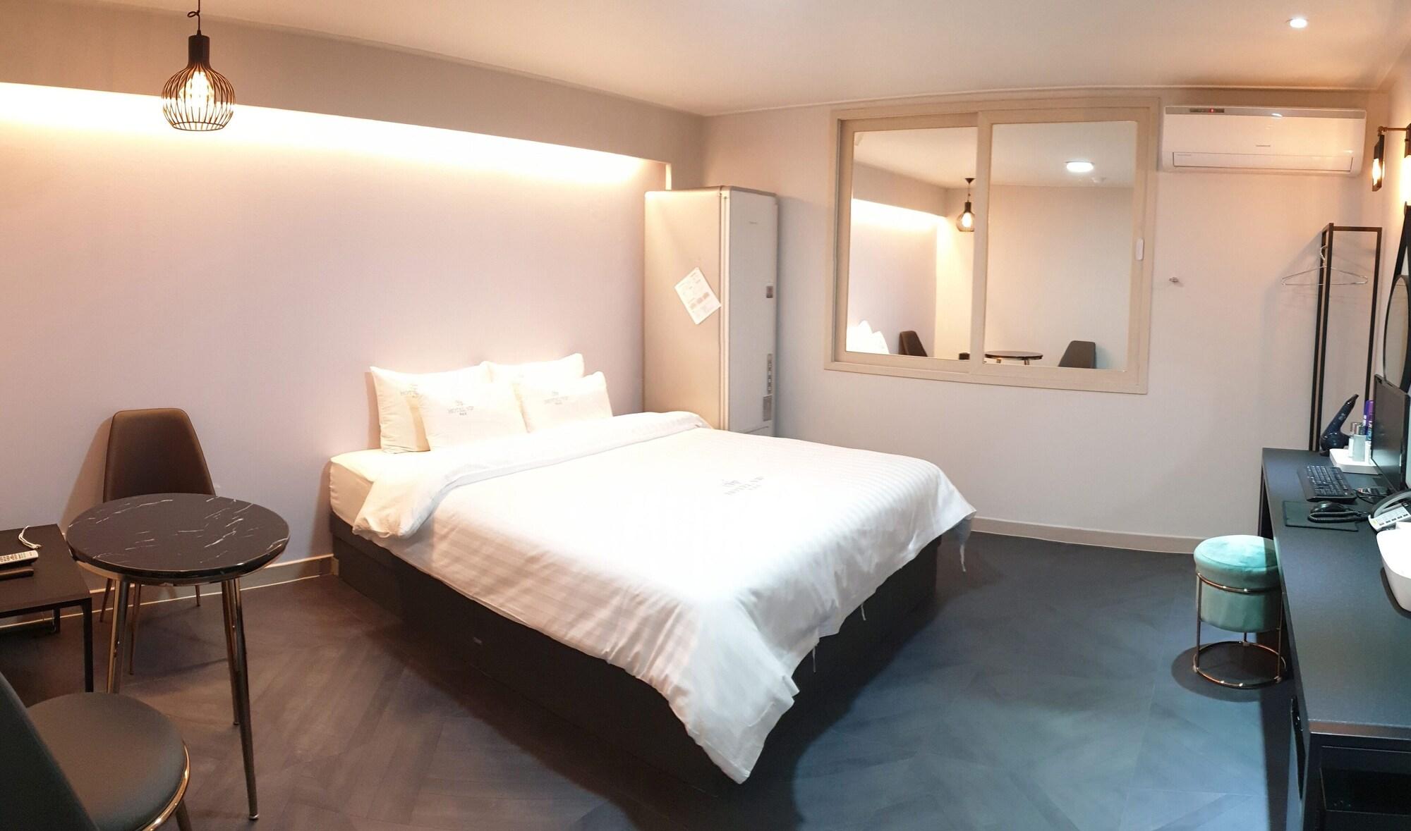 Vip Hotel Mokpo Exterior photo