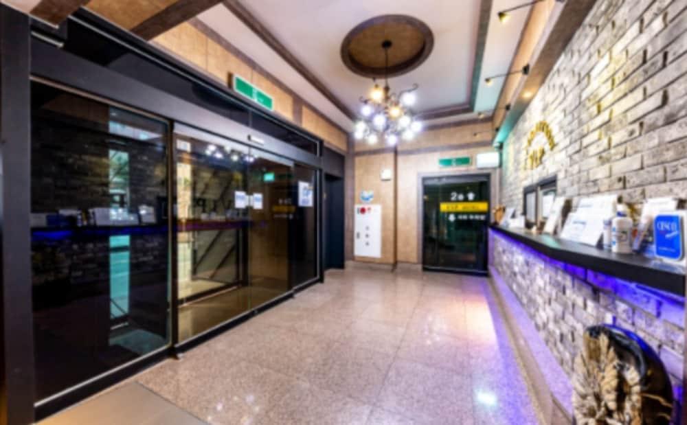 Vip Hotel Mokpo Exterior photo
