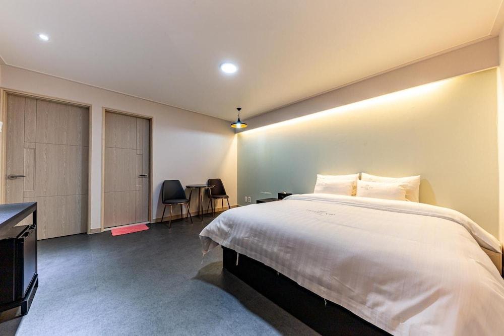 Vip Hotel Mokpo Exterior photo