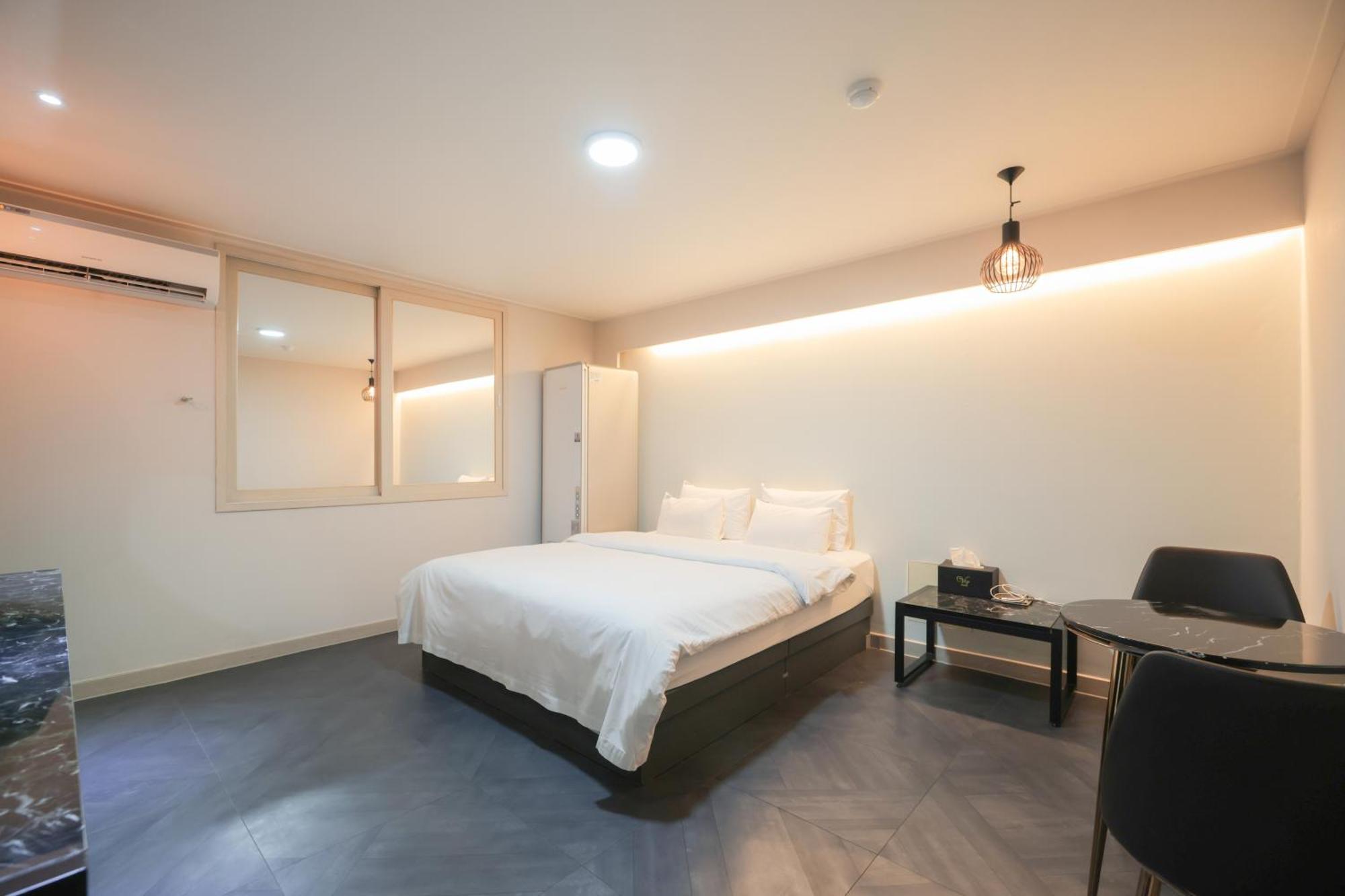 Vip Hotel Mokpo Exterior photo