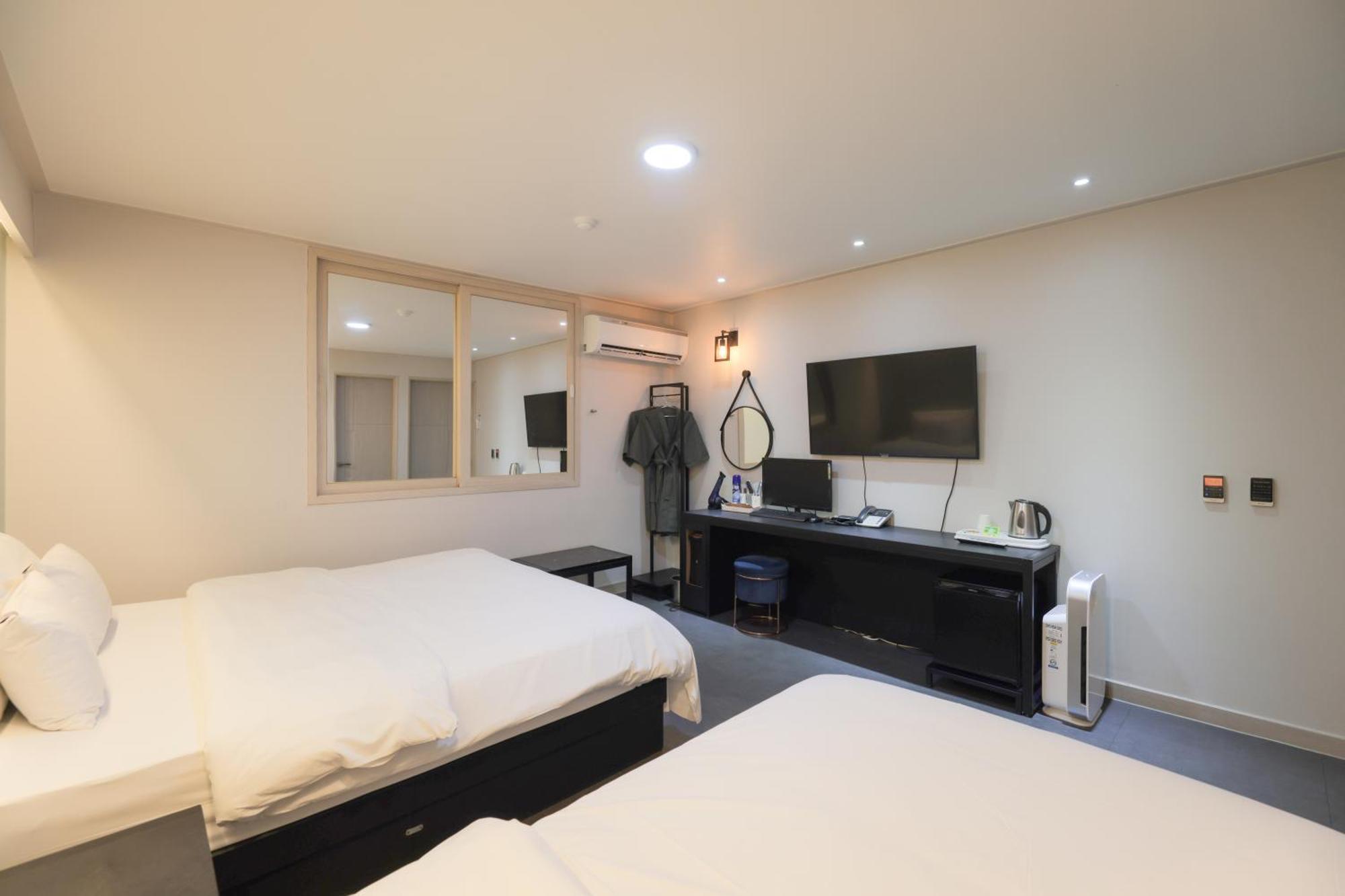 Vip Hotel Mokpo Exterior photo