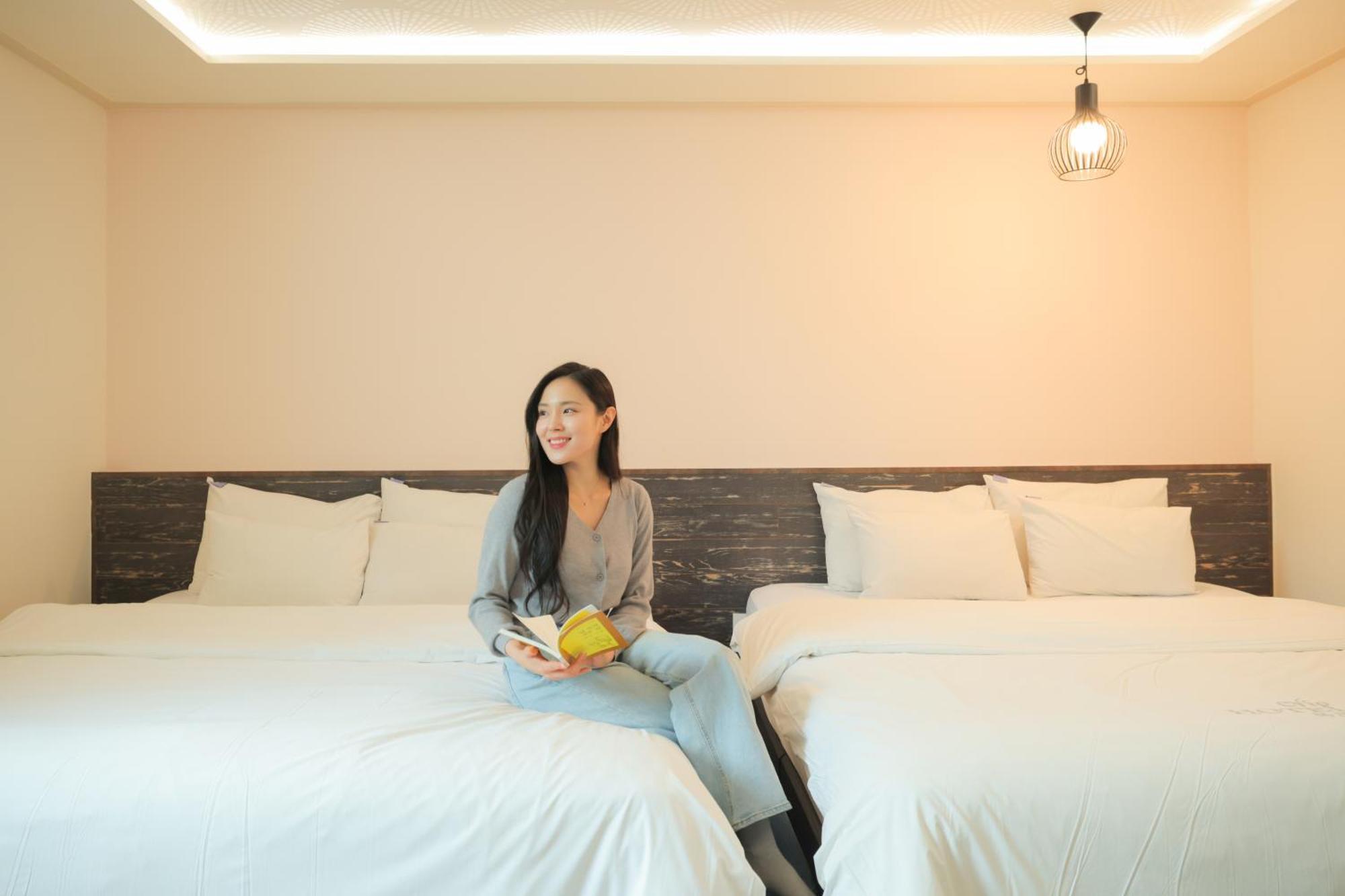 Vip Hotel Mokpo Exterior photo