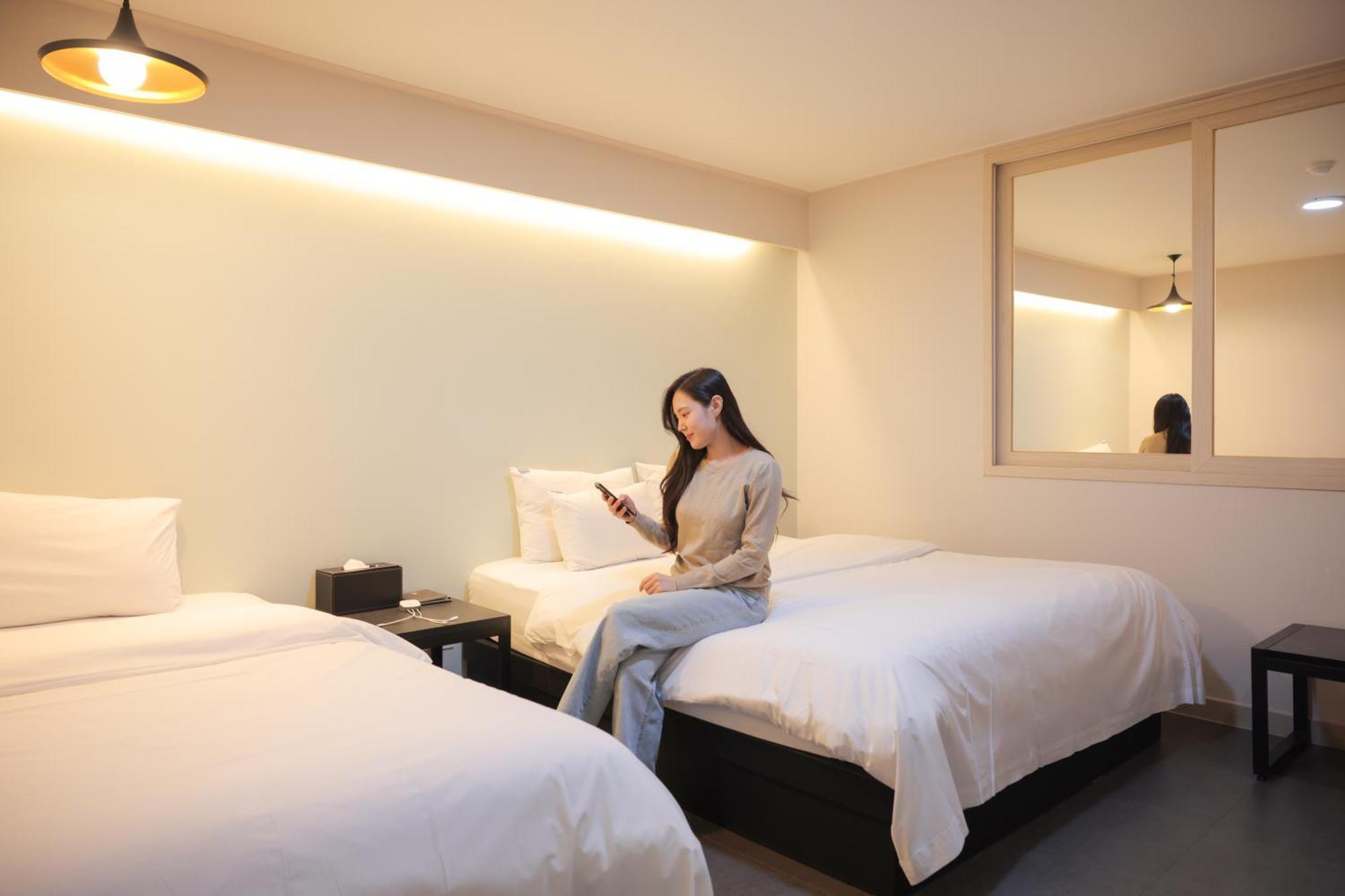 Vip Hotel Mokpo Exterior photo