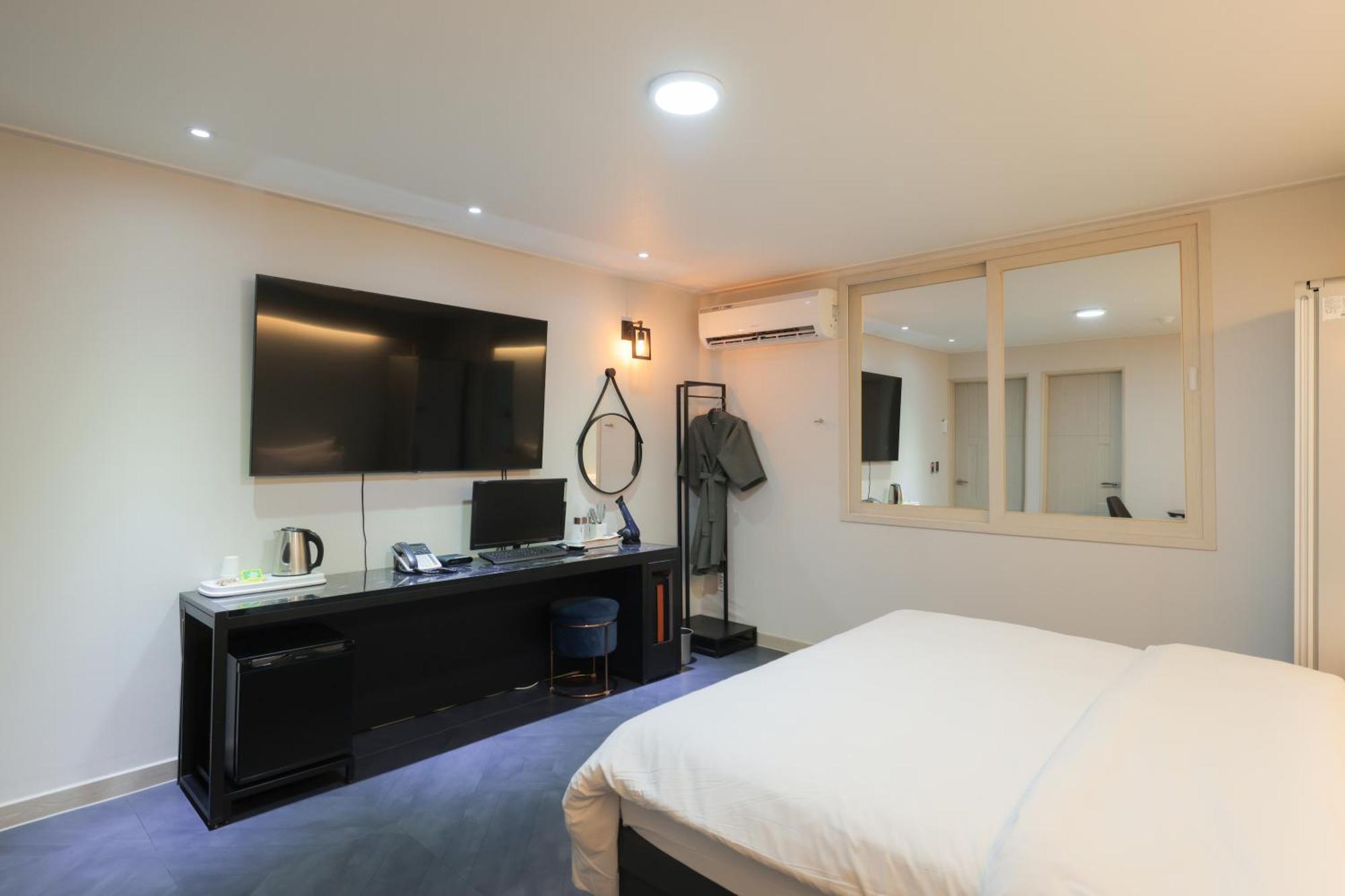Vip Hotel Mokpo Exterior photo